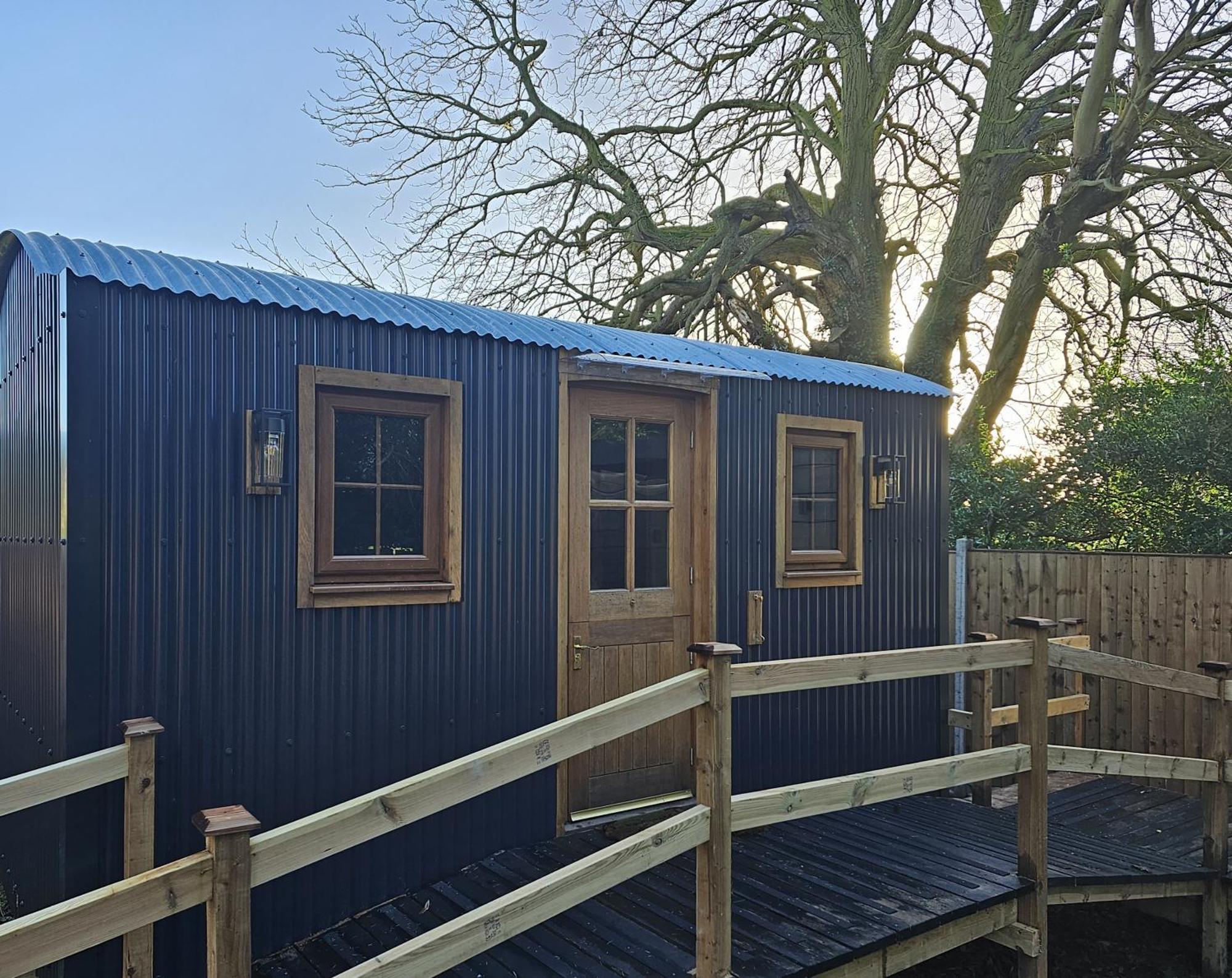 Rectory Roost Lodge *